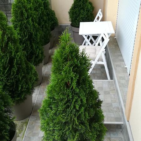 M4U Apartments Ниш Екстер'єр фото
